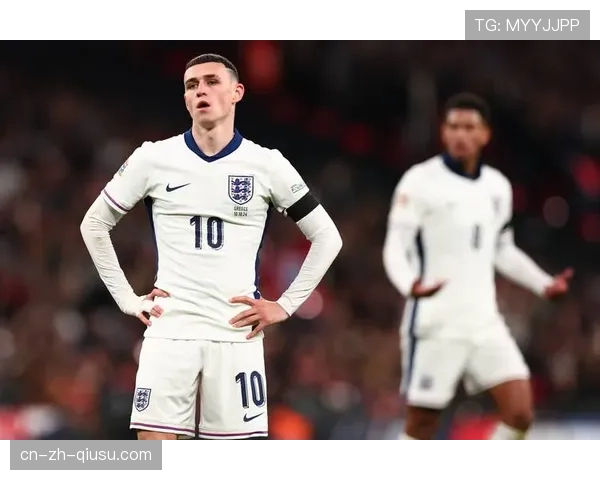 曼城边后卫推入中场创新体系 福登多库深度回撤参与组织构建